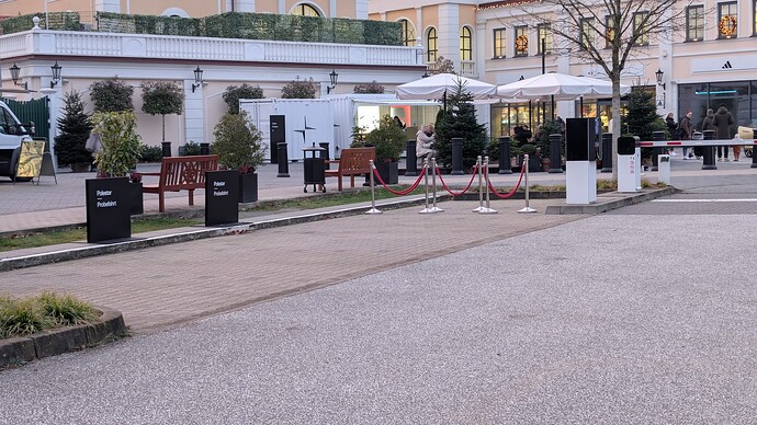 PXL_20251205_145544753